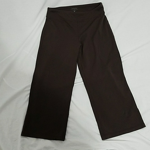 Athleta Pants - Athleta power performance capris